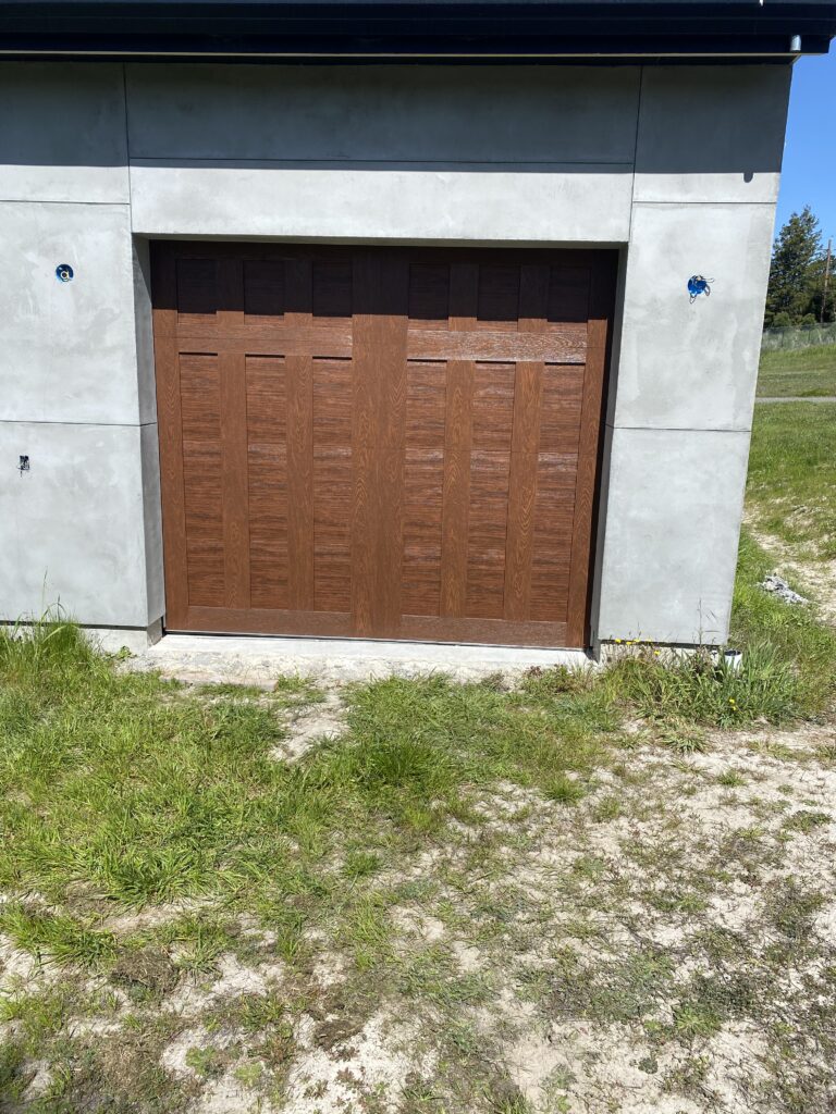 CB4DF1D2 32E0 4420 8235 B6EAA13B18DC